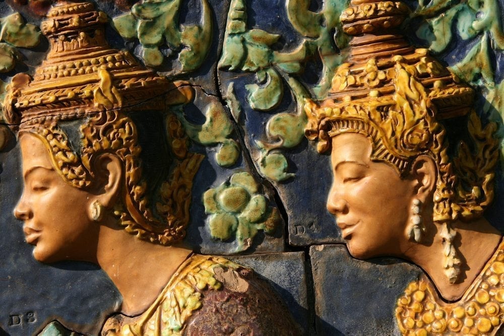Sculpture – Wat Phnom, Phnom Penh, Cambodia