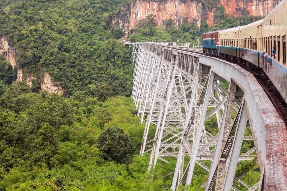 Depositphotos_162652068_m-2015 goteik viaduct Hsipaw