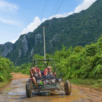 dreamstime_m_78585042 VANG VIENG