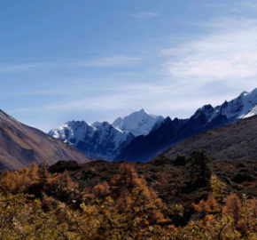 shutterstock_1580988844 Ganja la trekking from Langtang valley